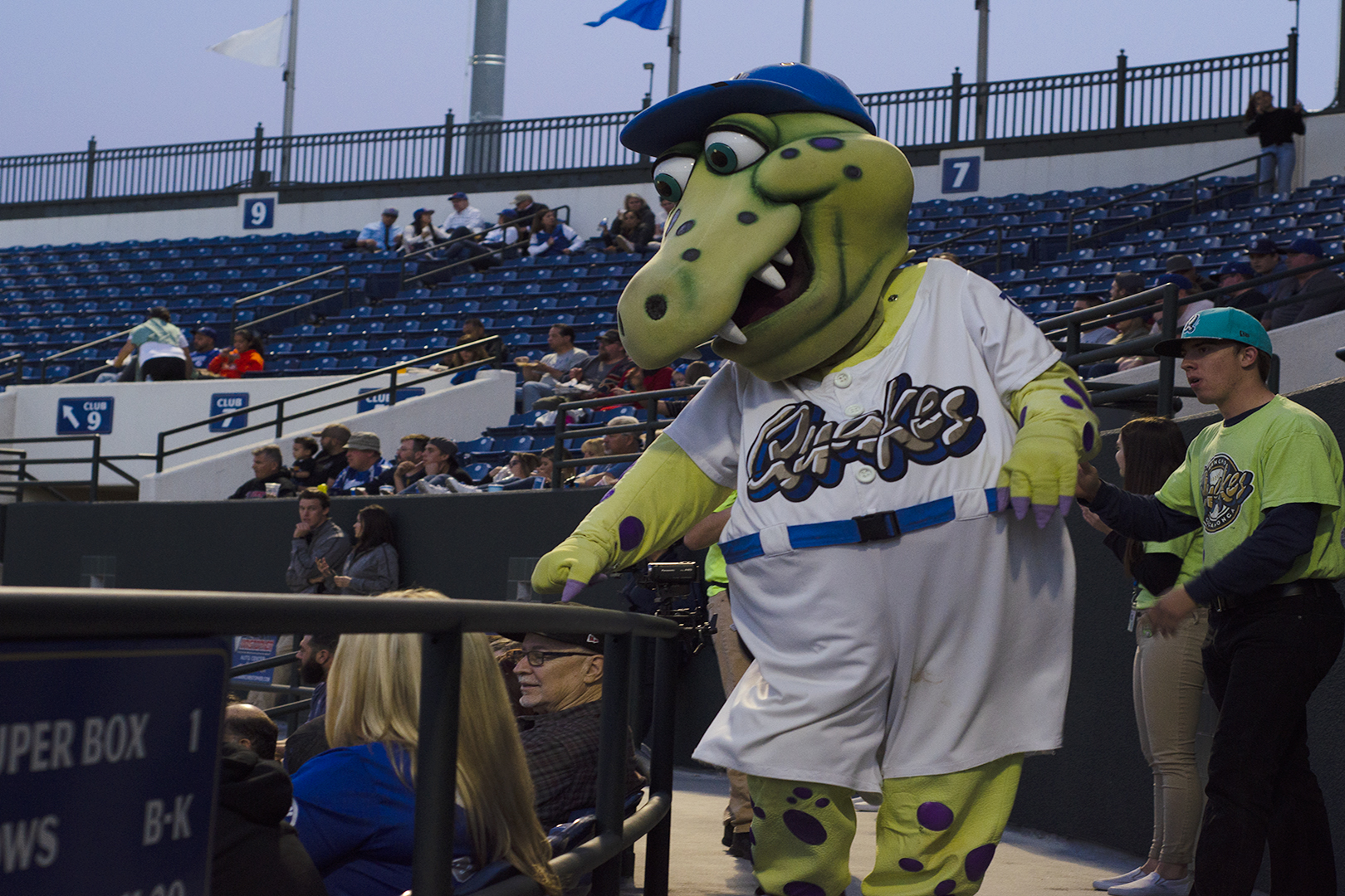 Yasiel Puig Batting Quakes LA Dodgers 03/23/14 Kia Bobblehead