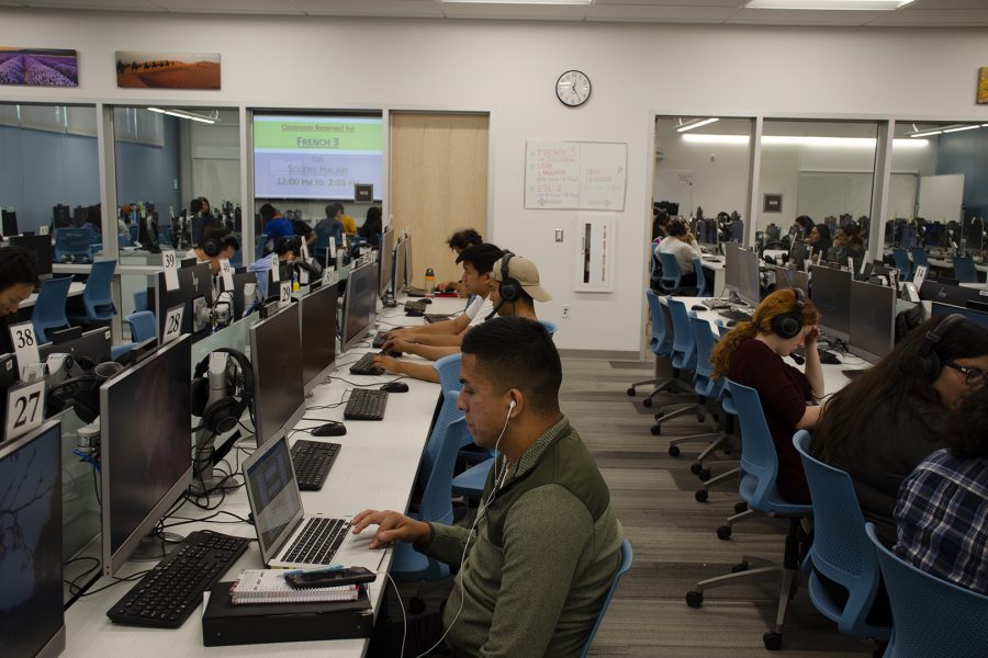 Mt. SAC students work on their language proficiency in Building 77 Language Learning Center on Thursday, May 17. Photo Credit: Hernandez Coke/SAC.Media