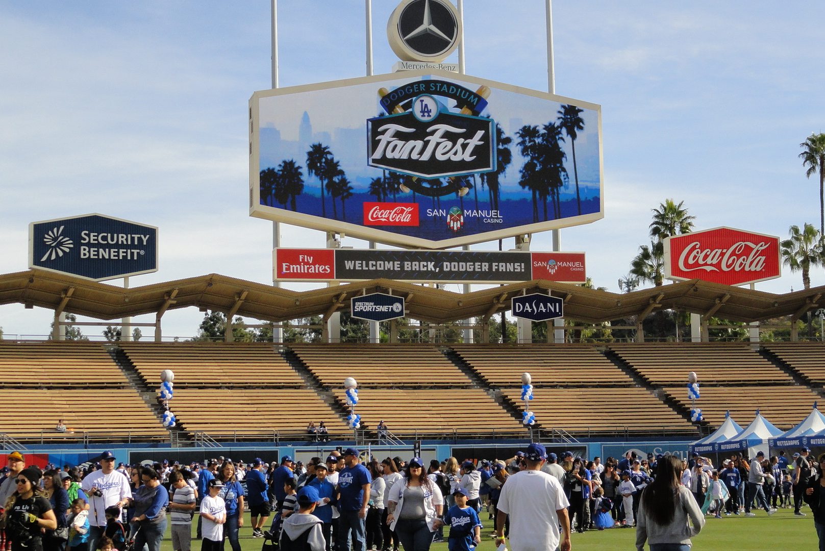 Los Angeles Dodgers on X: Celebrating 60 years at Dodger Stadium