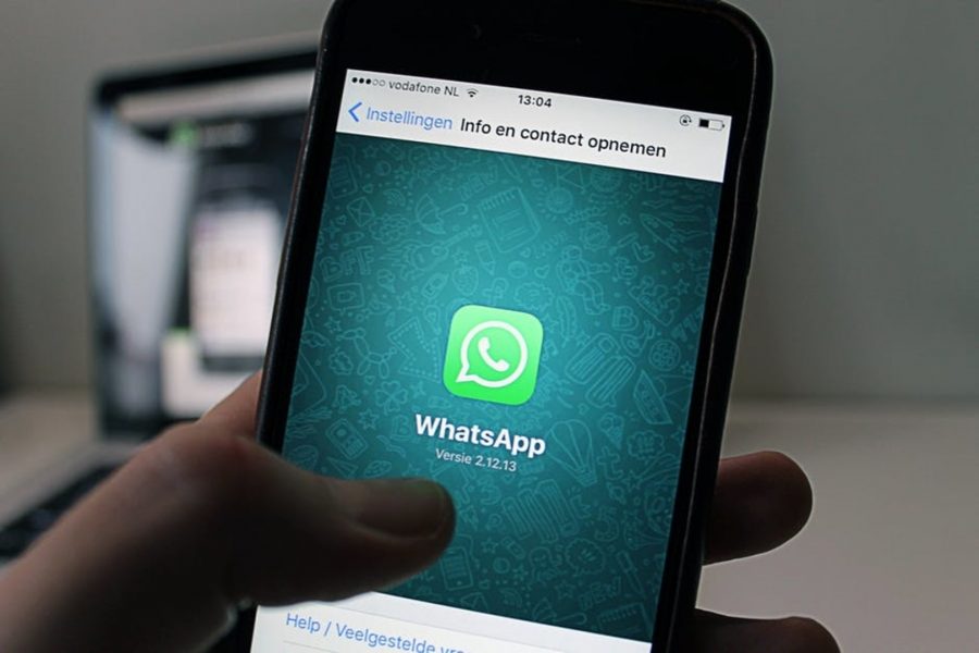 WhatsApp limits message forwarding to combat “fake news”