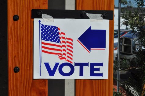 By Tom Arthur from Orange, CA, United States - vote for better tape, CC BY-SA 2.0, https://commons.wikimedia.org/w/index.php?curid=5131677