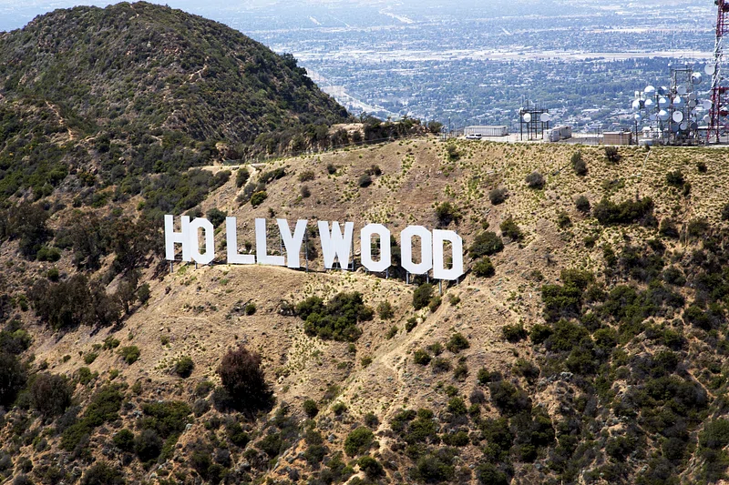The+Hollywood+sign+is+one+of+the+states+most+iconic+landmarks.